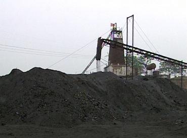 中国禁止劣质煤进口,印小煤矿遭打击